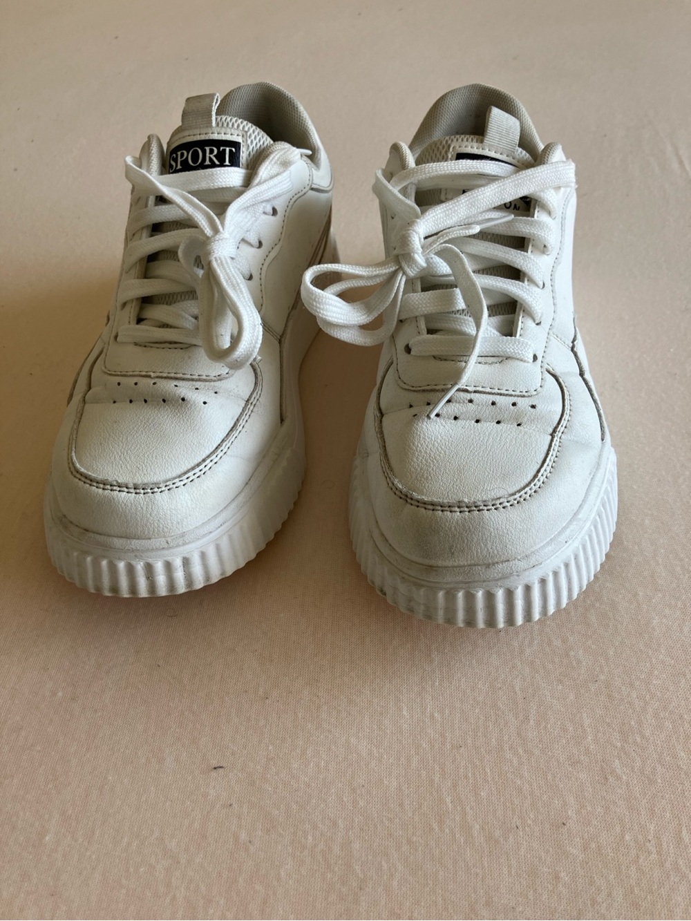Women’s 9.5 White Chunky Platform Sneakers Retro Y2K Streetwear Shoes - Picture 5 of 6